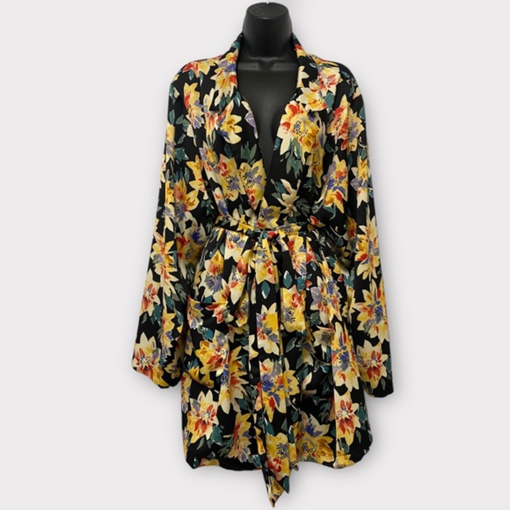 Ava & Viv Black & Yellow Floral Open Front Robe w/ Matching Waist Tie Size 4X